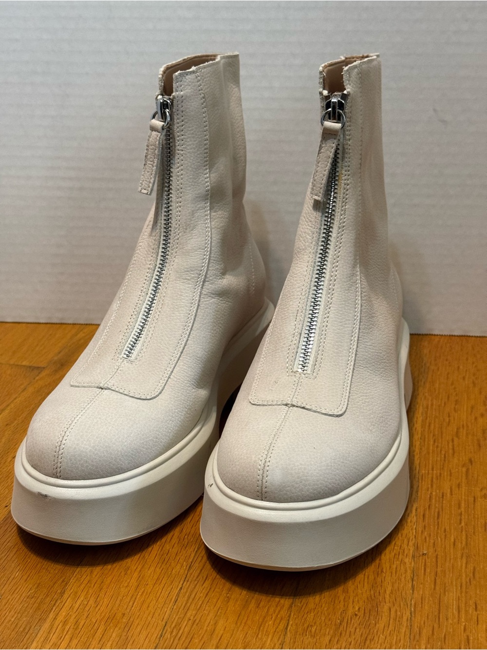 Steve Madden Cream Front-Zip Platform Ankle Boots